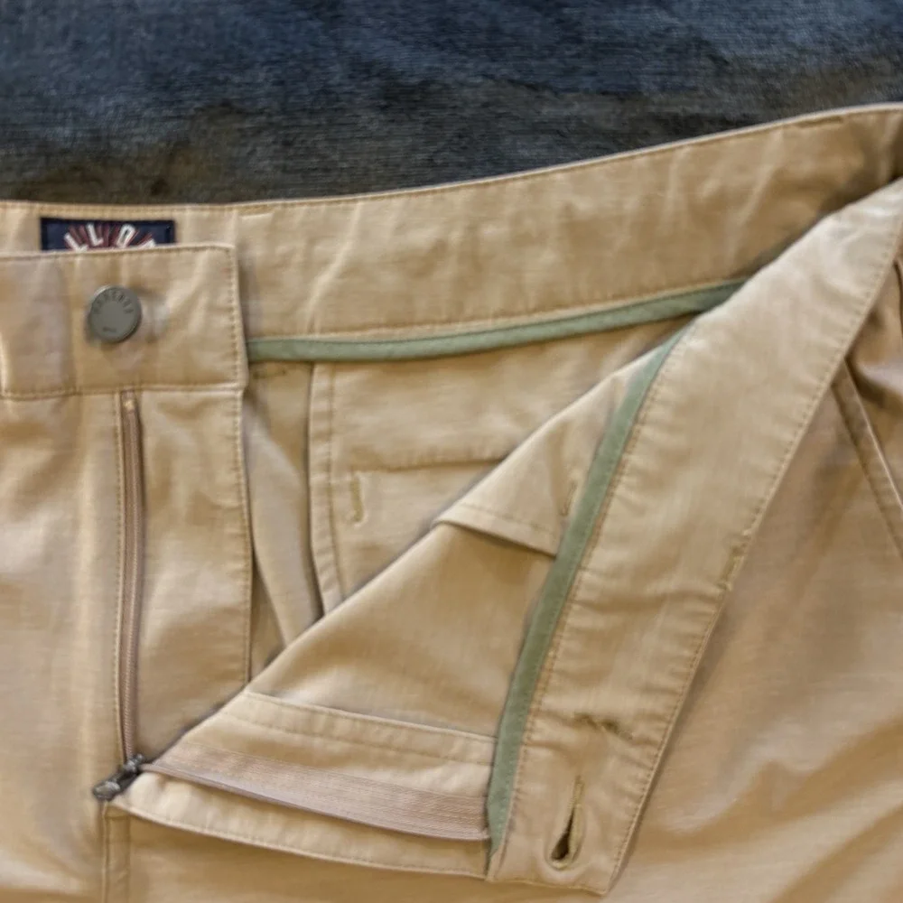 Faherty Flat-Front Men's Shorts in Beige
